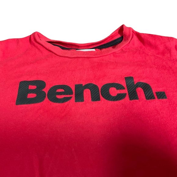 👣 5/$25 - Red/Black Tee w/ Brand Logo - Picture 2 of 2